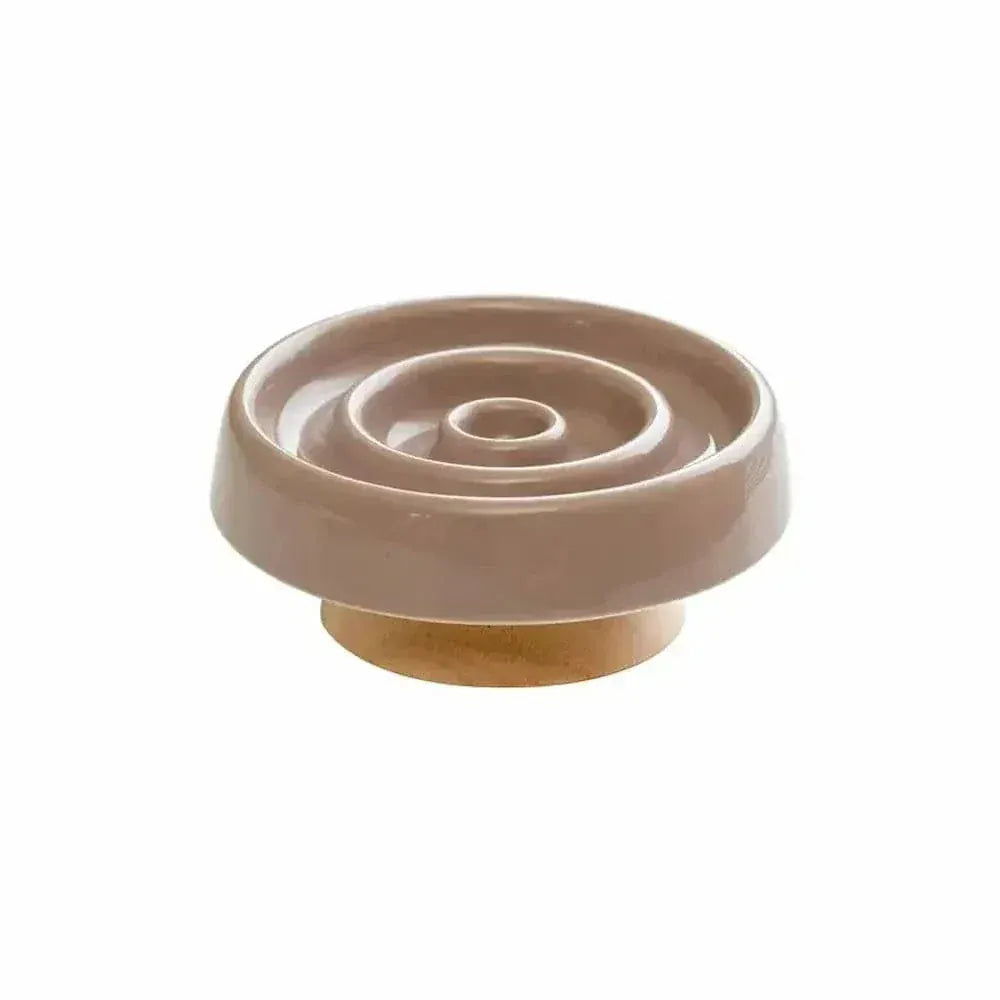 Ceramic slow feeder bowl for cats