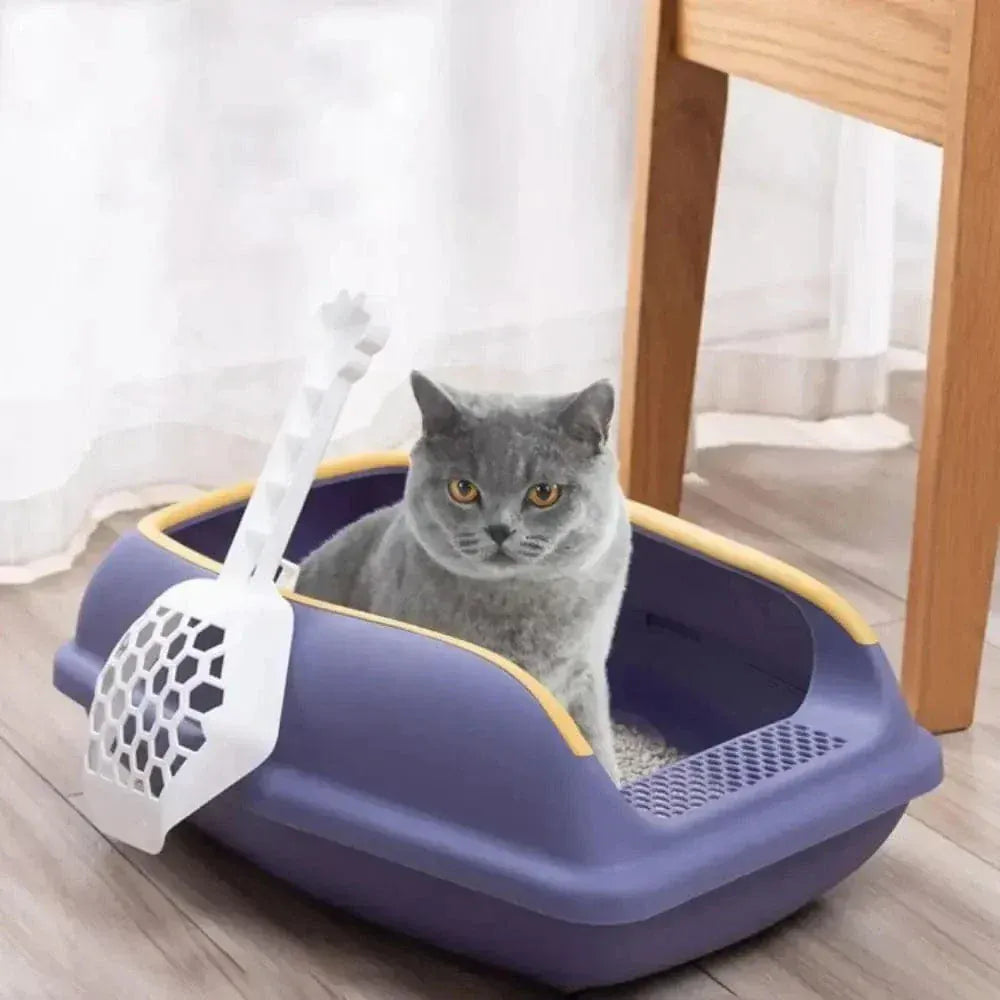 25 cm wide cat litter box