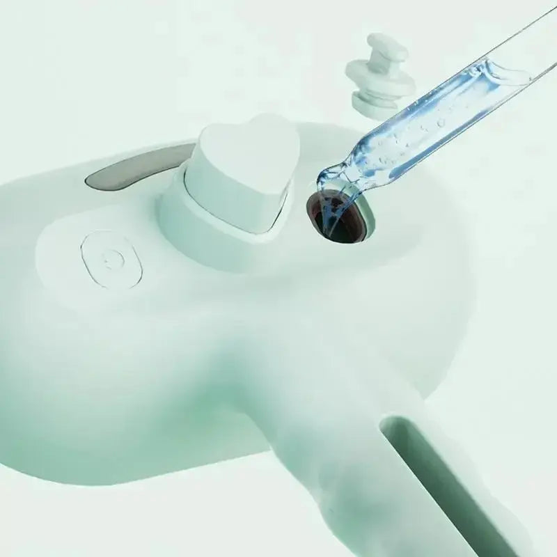 Cat brush with spray