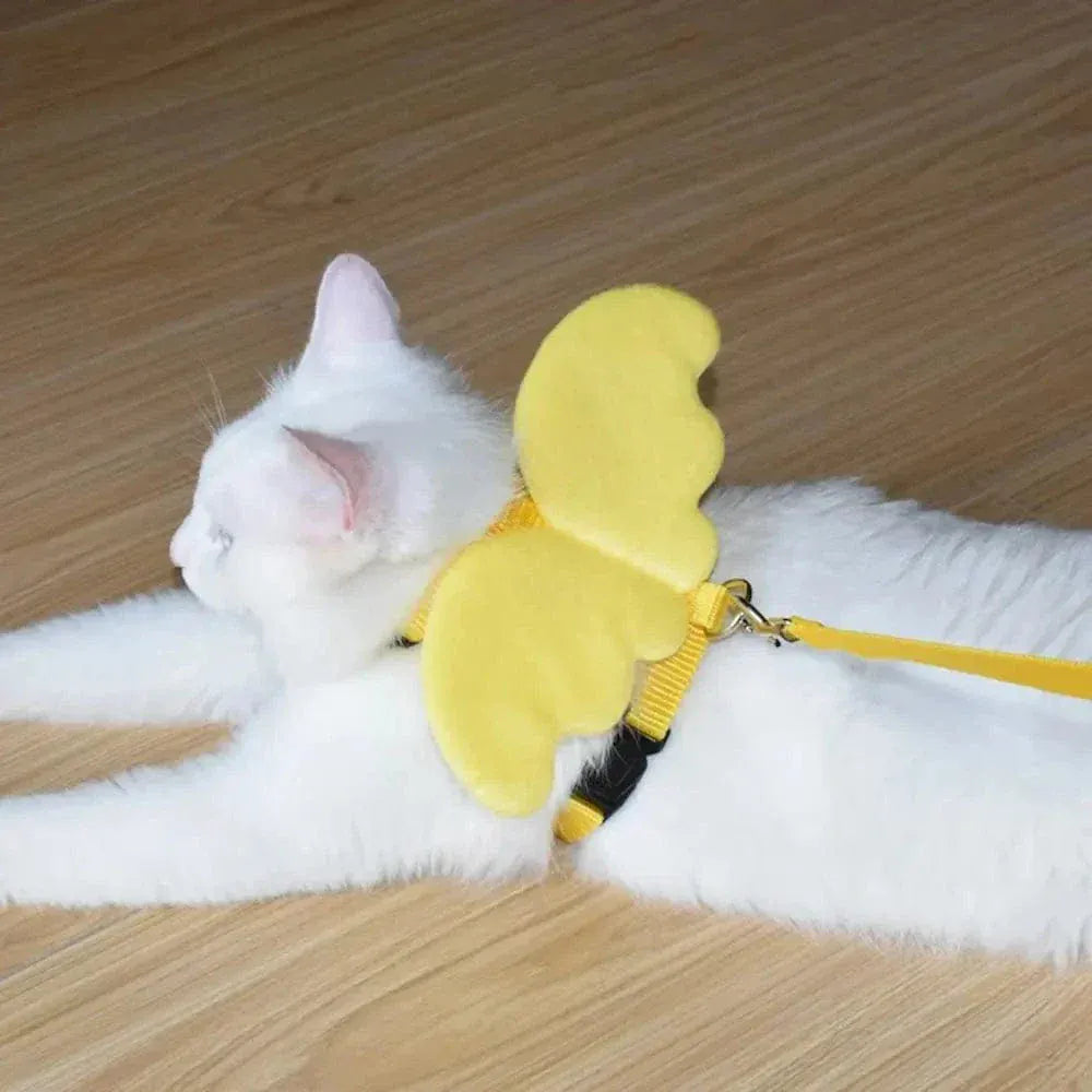 Cat harness with wings