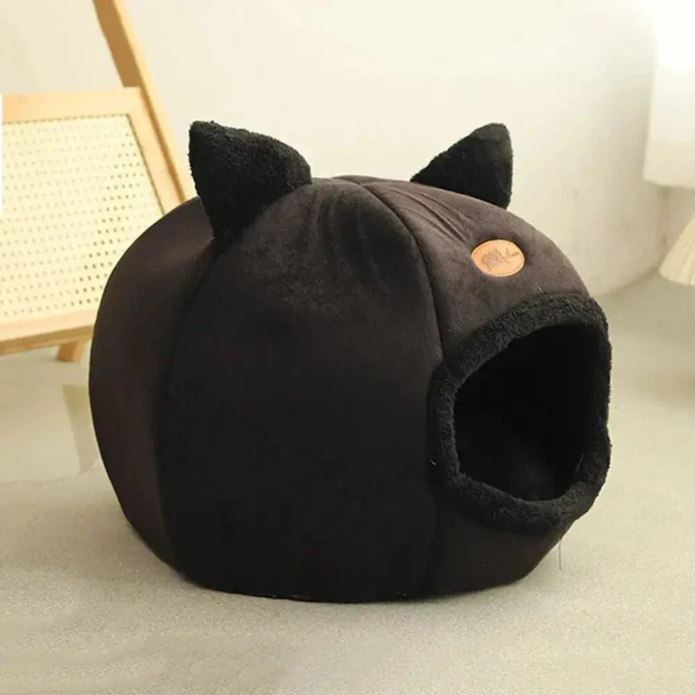 Cat Head-Shaped Bed – Cozy & Secure Sleeping Spot