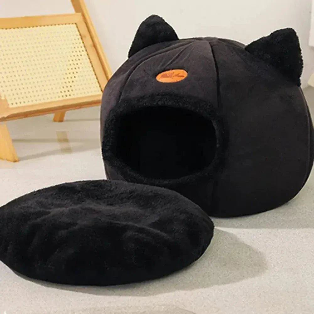 Cat Head-Shaped Bed – Cozy & Secure Sleeping Spot