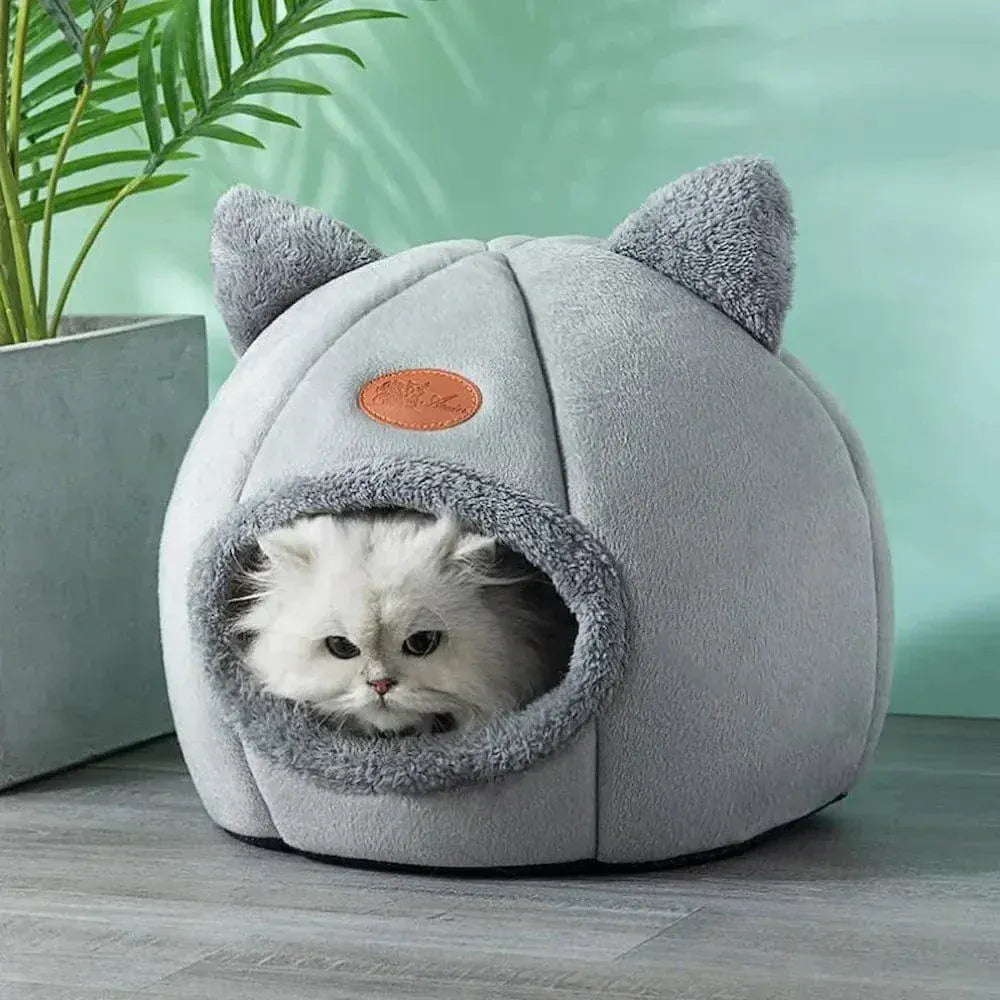 Cat Head-Shaped Bed – Cozy & Secure Sleeping Spot