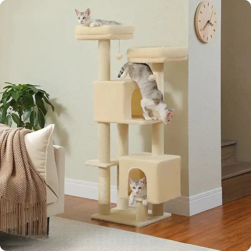 Cat tree 130 cm – stable & spacious