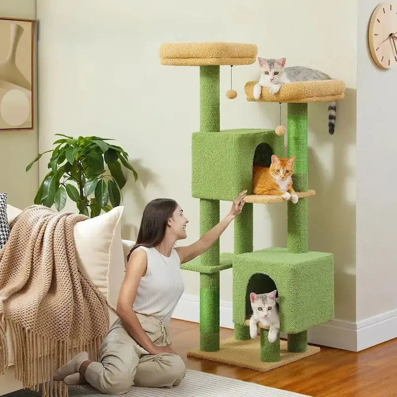 Cat tree 130 cm – stable & spacious