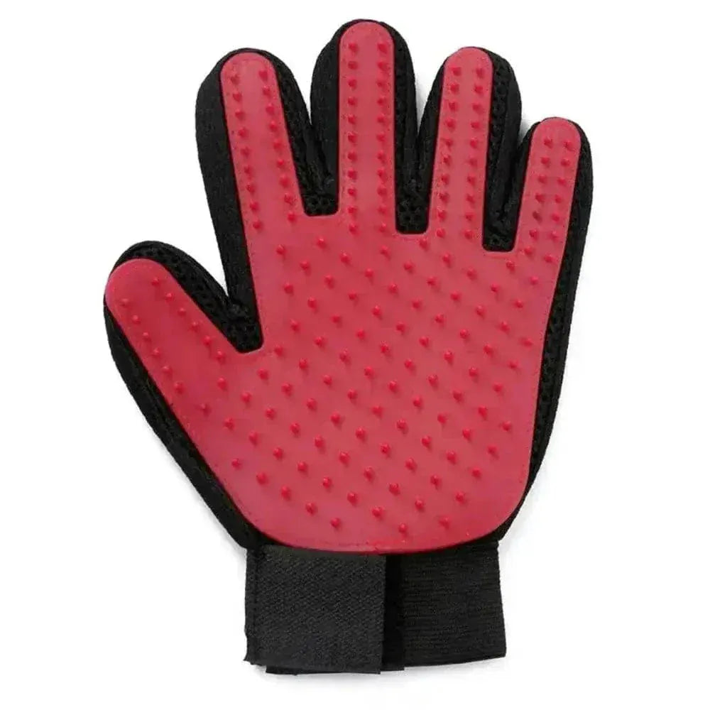 Efficient cat grooming glove