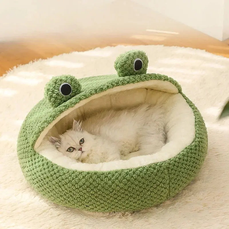 Plush Cat Cave – Warm, Cozy & Washable Cat Bed