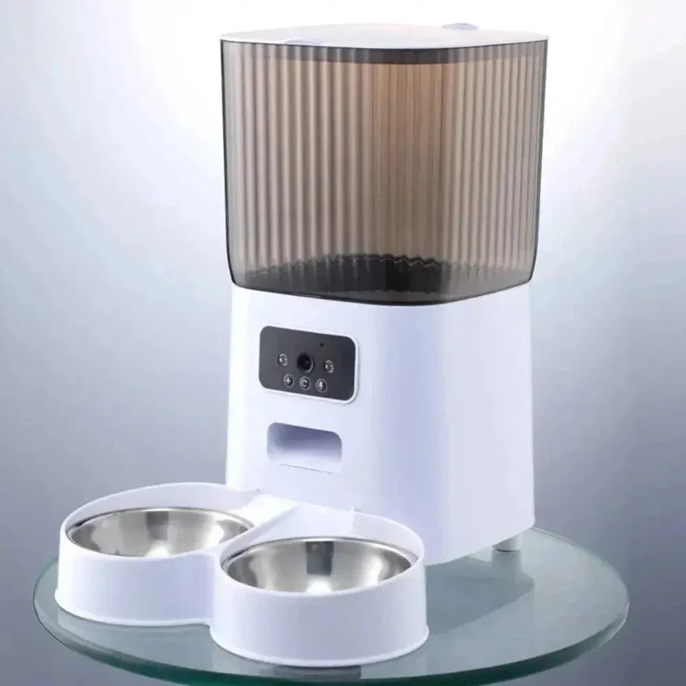 Smart Cat Food Dispenser with Camera